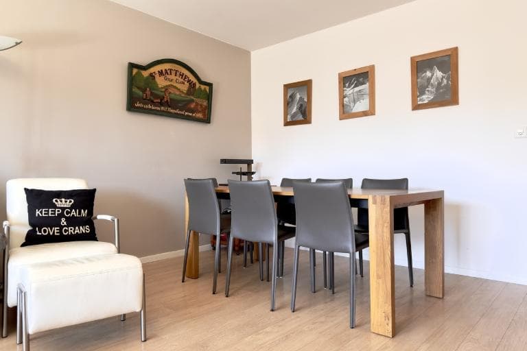 1711 – Appartement 4 pièces –  2450CHF – 114m²