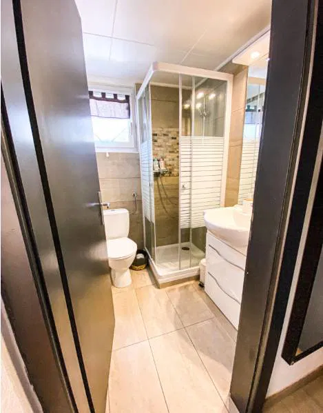 1708 – Appartement 1 pièce – 890 CHF – 19m²