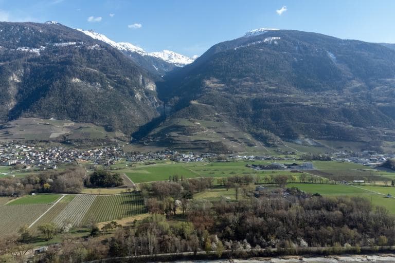 2068 – Maison 6.5 pièces – 992000 CHF -180 m²