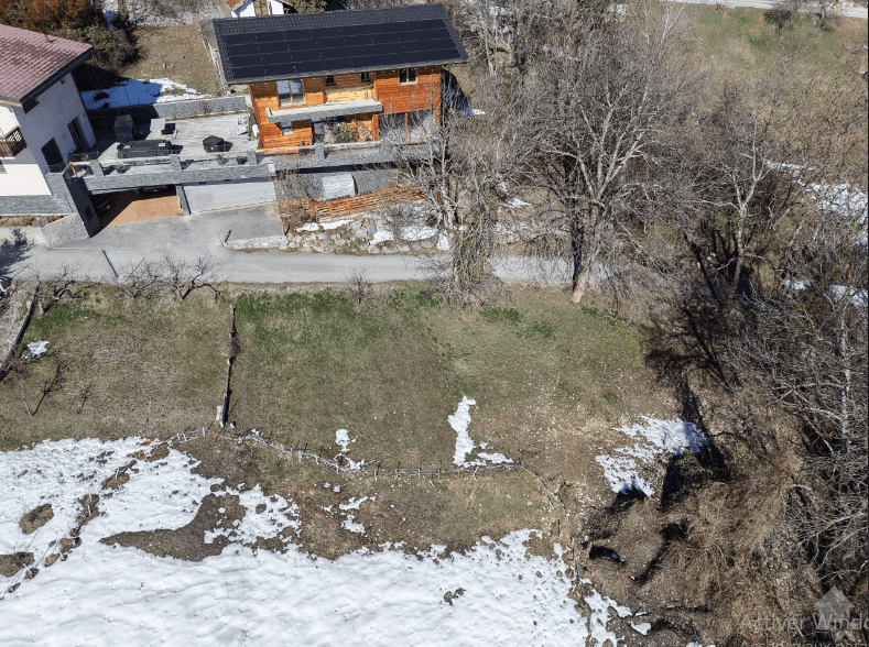 2058 – Terrain 150000 CHF – 533 m²