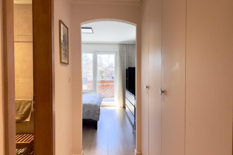 1711 – Appartement 4 pièces –  2450CHF – 114m²