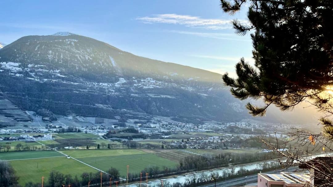 2037 – Appartement 5,5 pièces –  595000CHF – 131m²