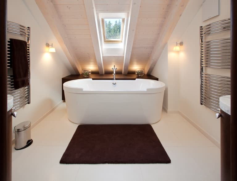 1782 – Appartement 3.5 pièces – 3000 CHF – 184 m²