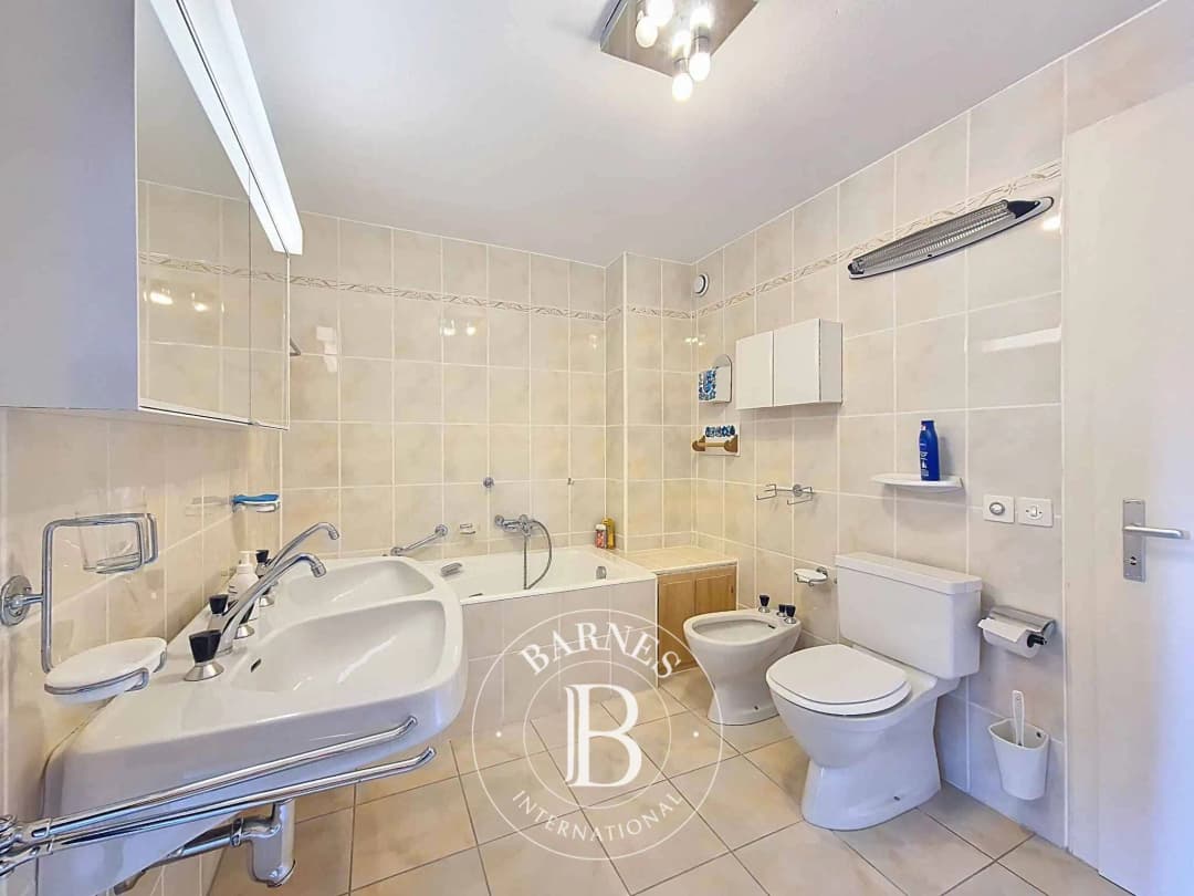 2087 – Appartement 4.5 pièces – 3800000 CHF – 165m²