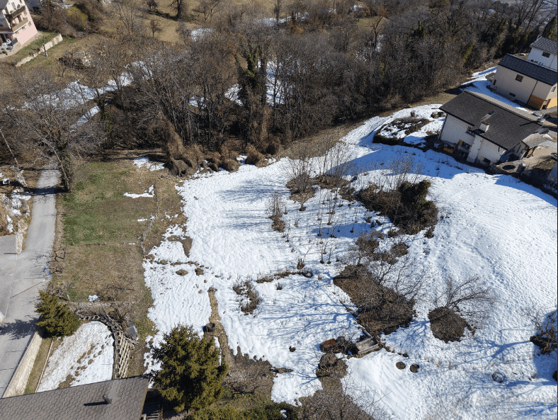 2058 – Terrain 150000 CHF – 533 m²