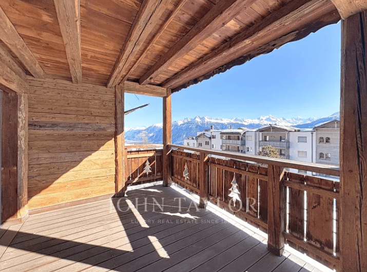 2039 – Appartement 4,5 pièces – 2110000 CHF – 152m²