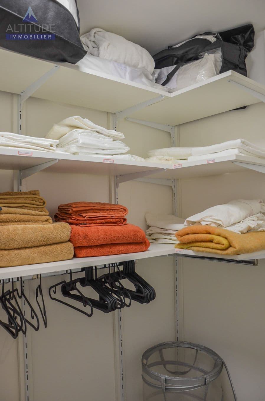 1705 – Appartement 4.5 pièces – 1410 CHF – 104 m²