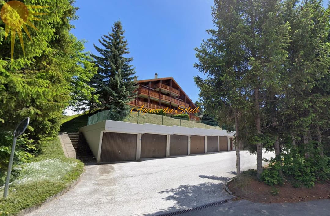 1772 – Parking –  200CHF