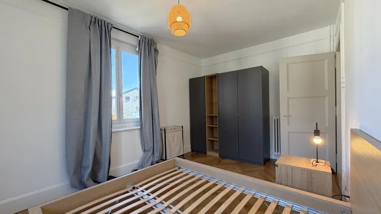 1830 – Appartement 3.5 pièces – 2100 CHF – 75 m²