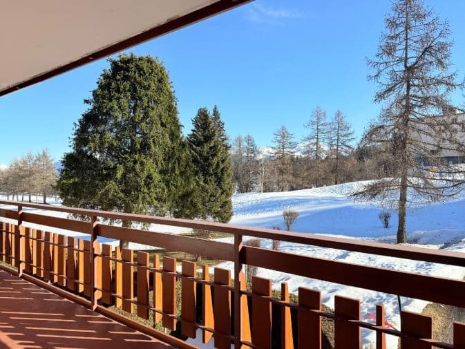 1811 – Appartement 3.5 pièces –  2200CHF