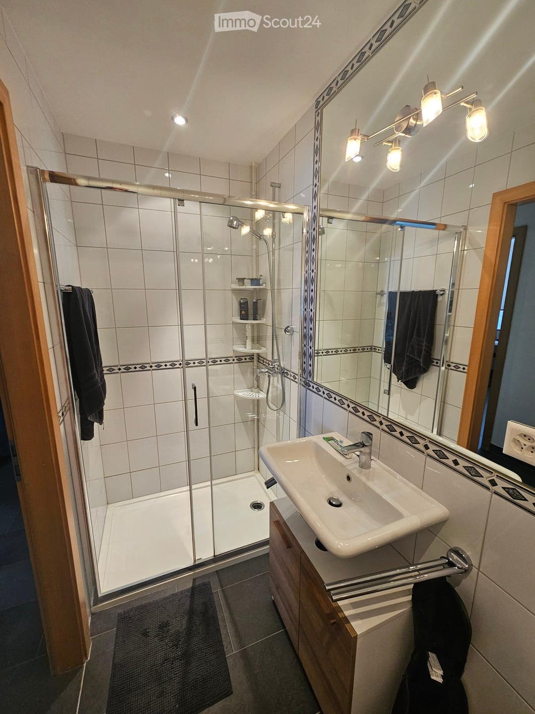 1762 – Appartement – 3.5pièces –  1900CHF – 102 m²