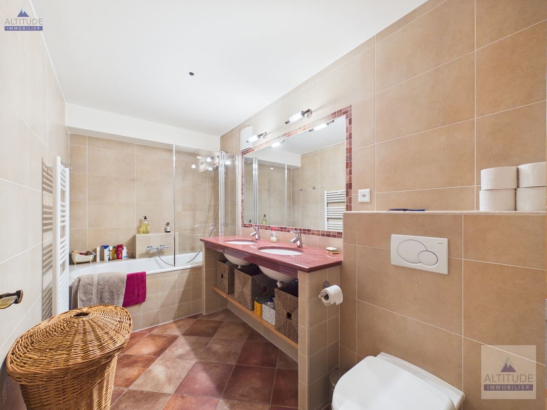 2158 – Appartement 5,5 pièces – 1900000CHF – 150m²