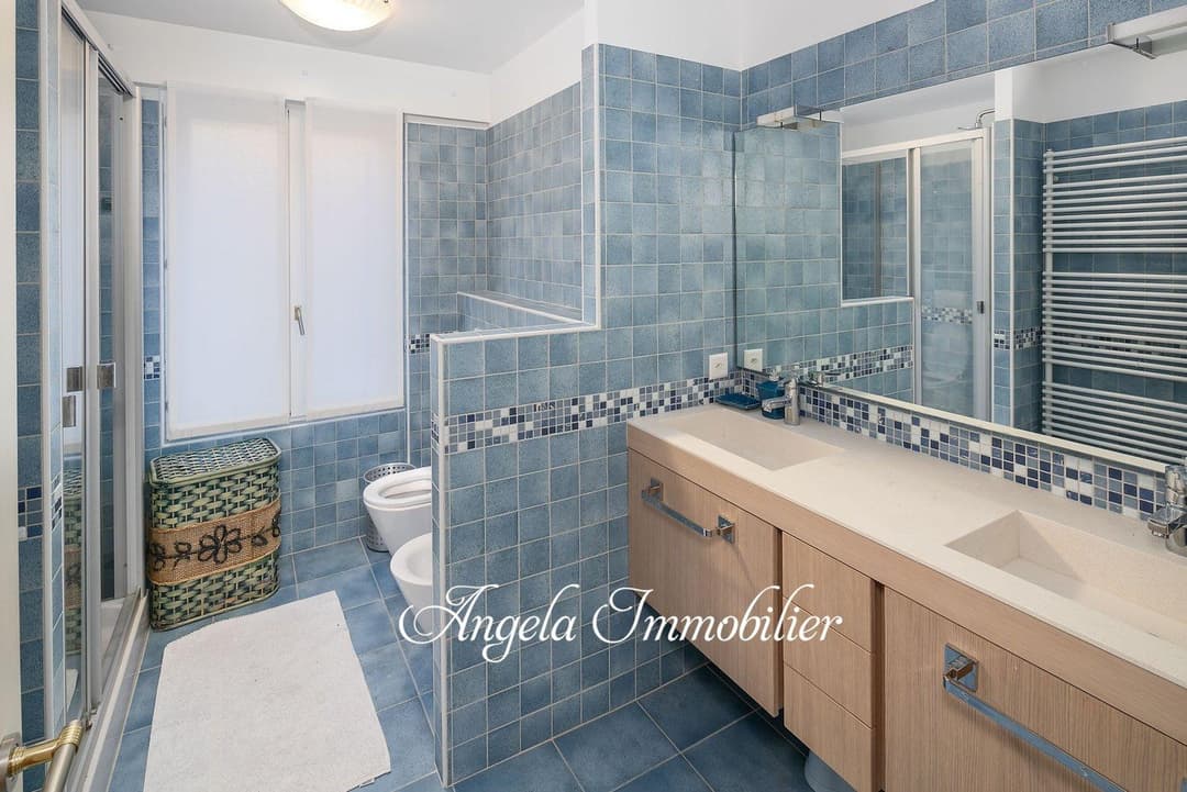 1771 – Appartement 7.5 pièces – 228 m²