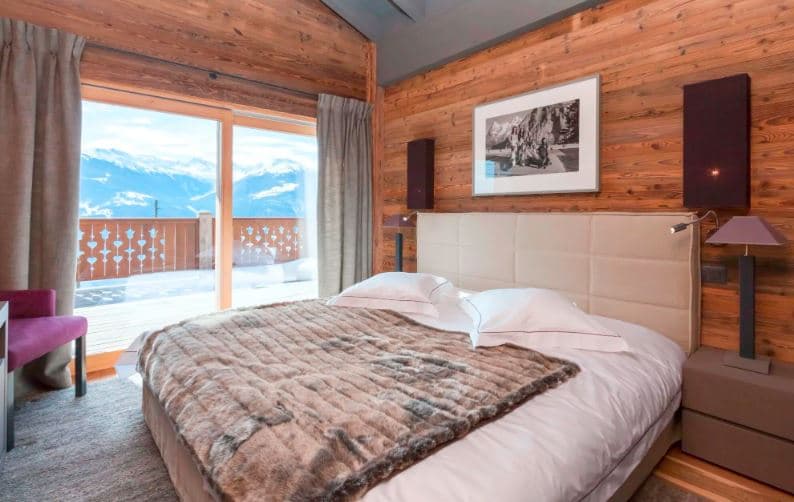 2196 – Maison 5.5 pièces – 3900000CHF – 255m²