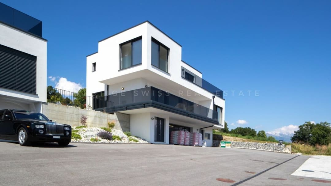 2143 – Maison 5 pièces – 2100000 CHF – 328 m²