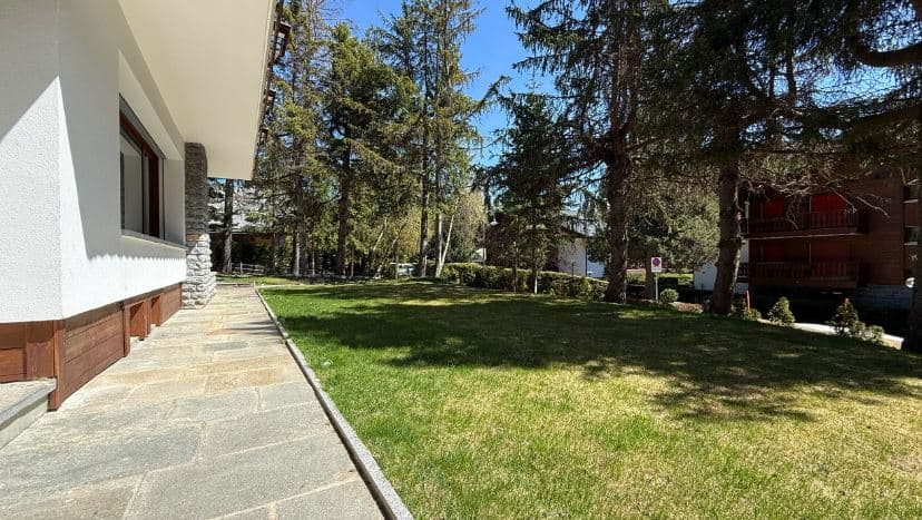 1838 – Maison 7 pièces – 22000CHF – 320m²