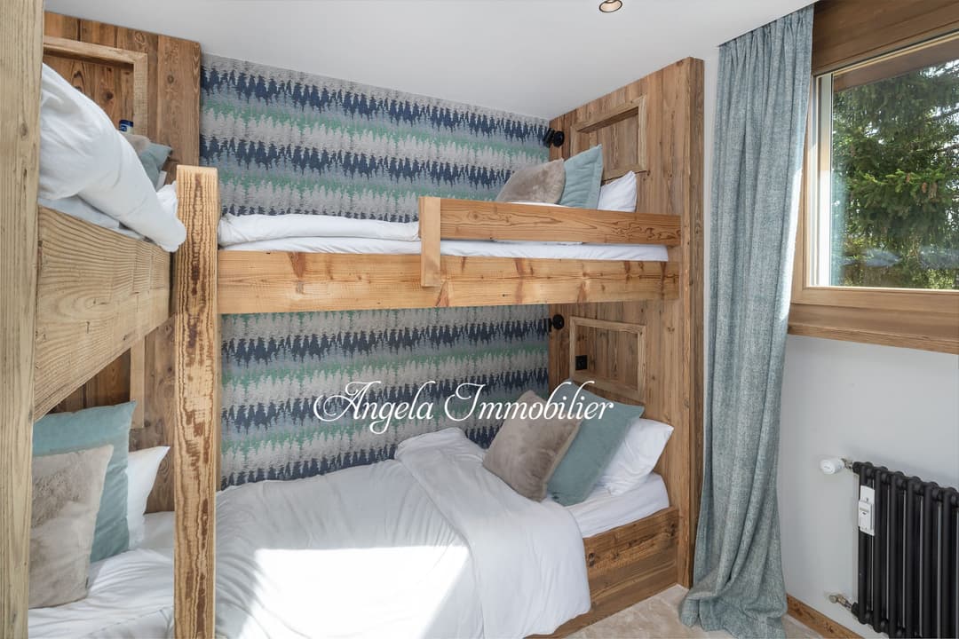 1768 –  Appartement – 200m²