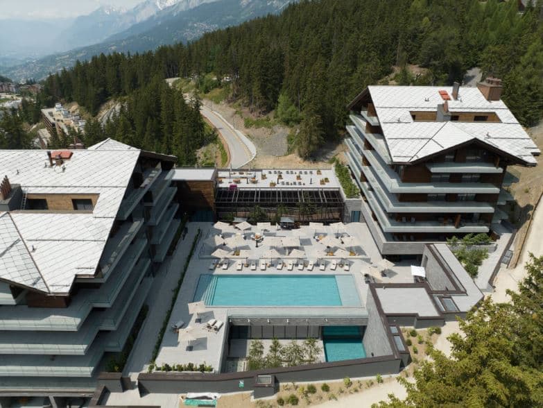 2215 – Appartement 4 pièces – 7400000 CHF – 218m²