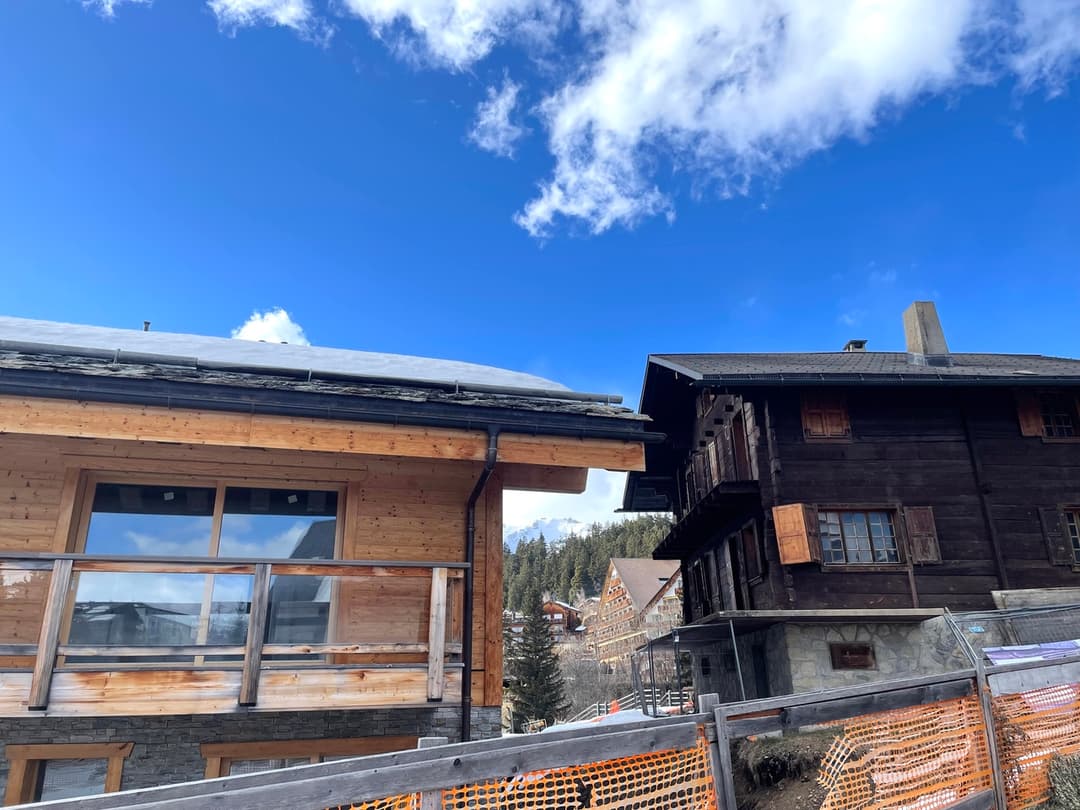 2126 – Appartement 4,5 pièces – 252m²