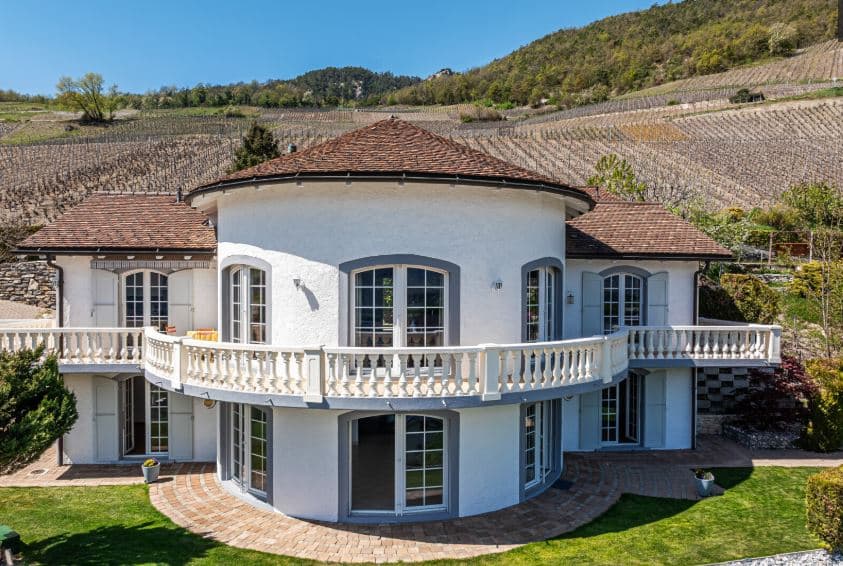 2200 – Maison 7 pièces – 1580000CHF – 270m²