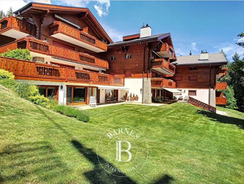 2204 – Appartement 6 pièces – 4950000 CHF – 435m²