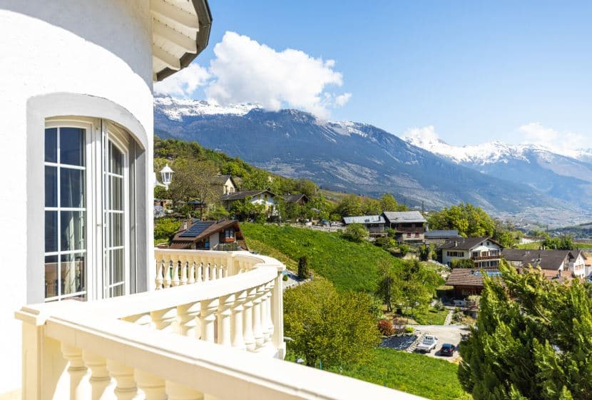 2200 – Maison 7 pièces – 1580000CHF – 270m²