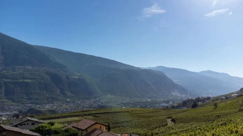 2127 – Appartement 5,5 pièces –  985000CHF – 165m²