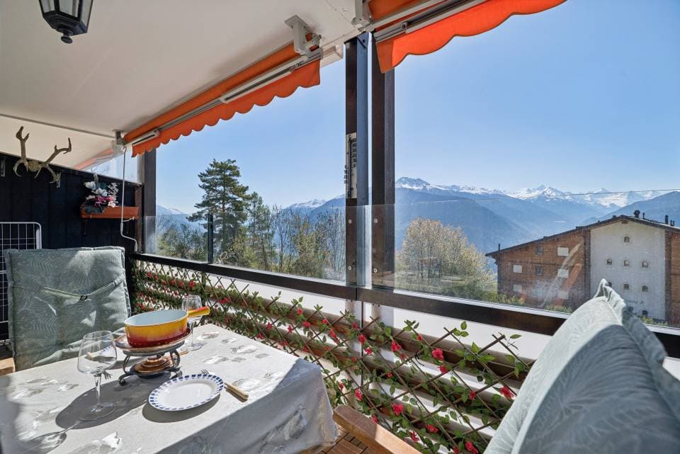 2208 – Appartement 2.5 pièces – 390000 CHF – 55 m²