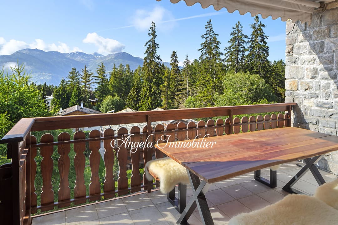 1768 –  Appartement – 200m²