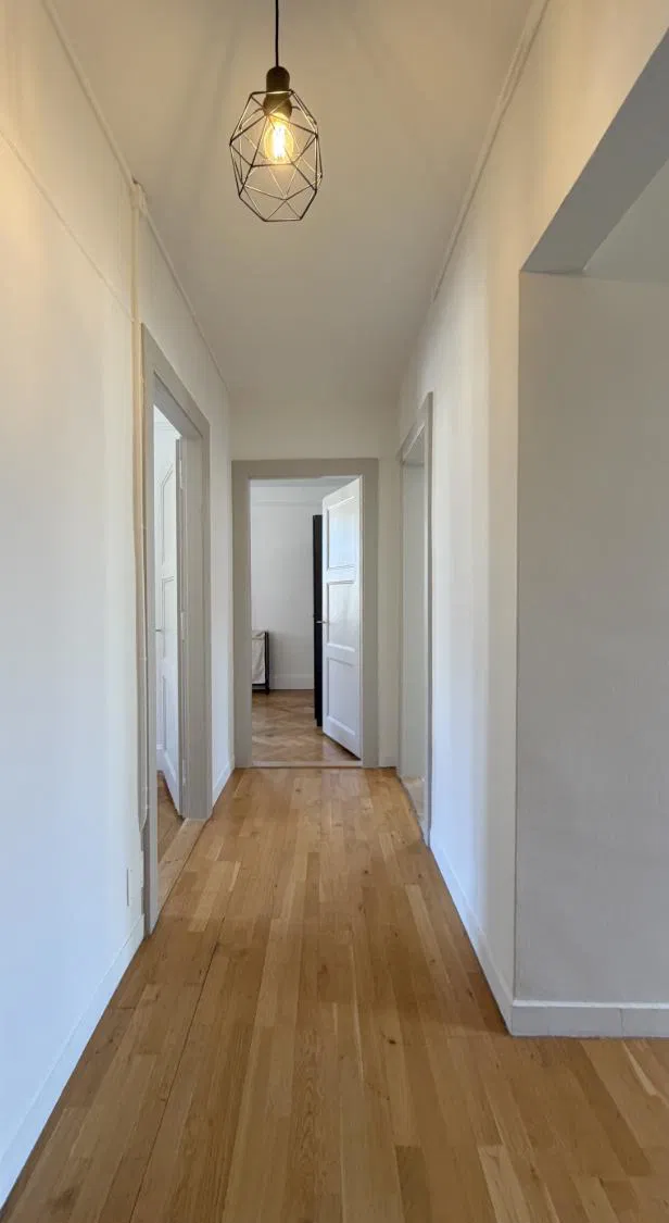 1830 – Appartement 3.5 pièces – 2100 CHF – 75 m²