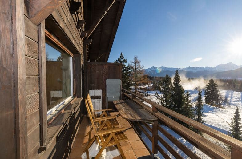 1759- Appartement 3 pièces –  1960CHF – 67m²