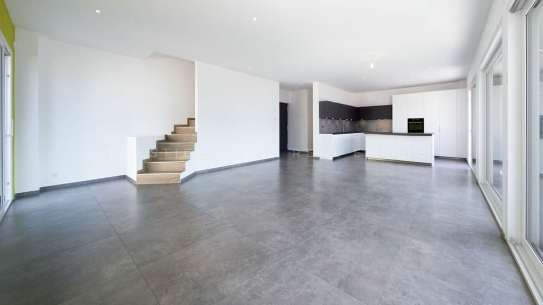 2143 – Maison 5 pièces – 2100000 CHF – 328 m²