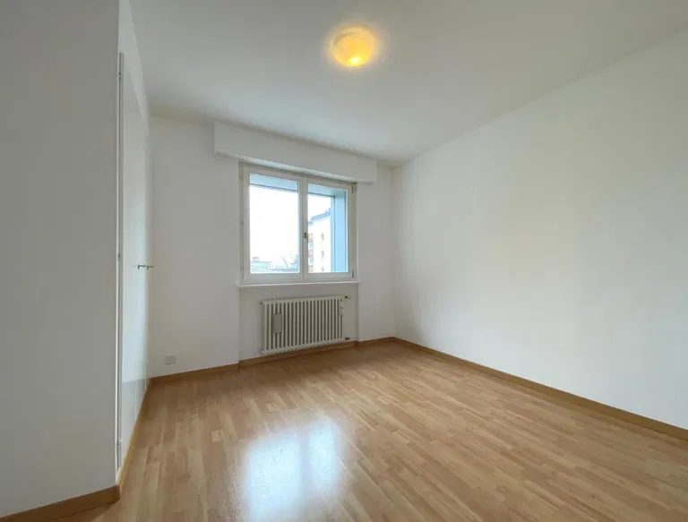 1796 – Appartement 3.5 pièces –  2540 CHF –