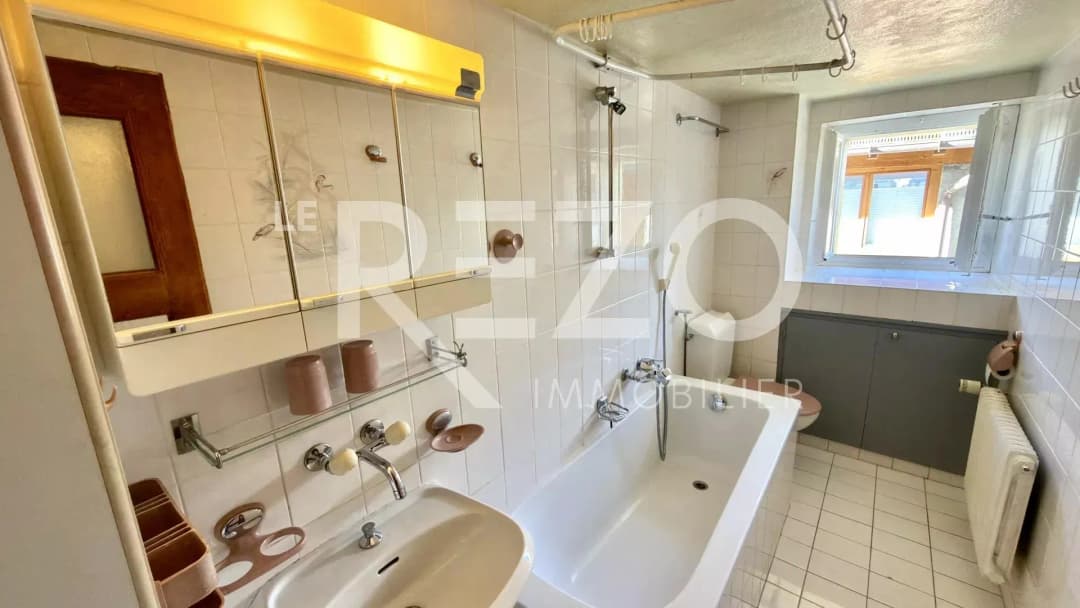 2155 – Appartement 4.5 pièces – 290000 CHF – 100 m²