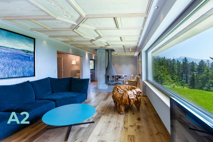 1813 – Maison 8 pièces – 240m²