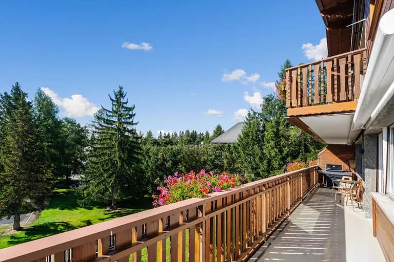 2179 – Appartement 4.5 pièces – 145 m²