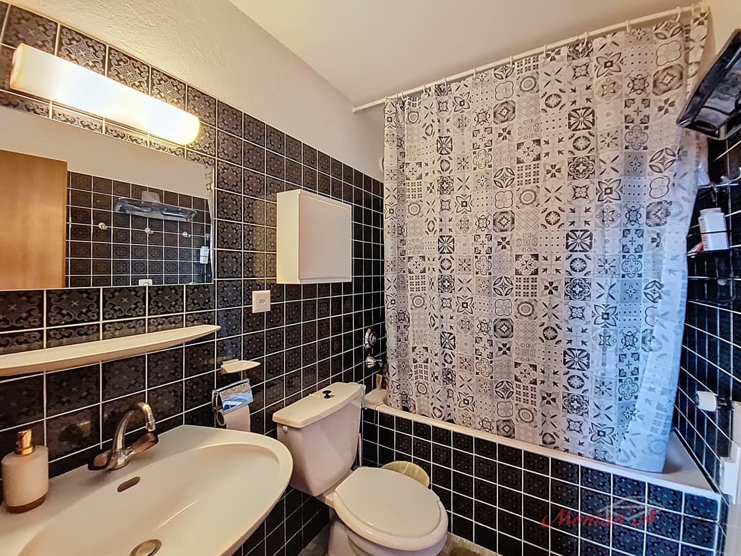 1783 – Appartement –  950CHF