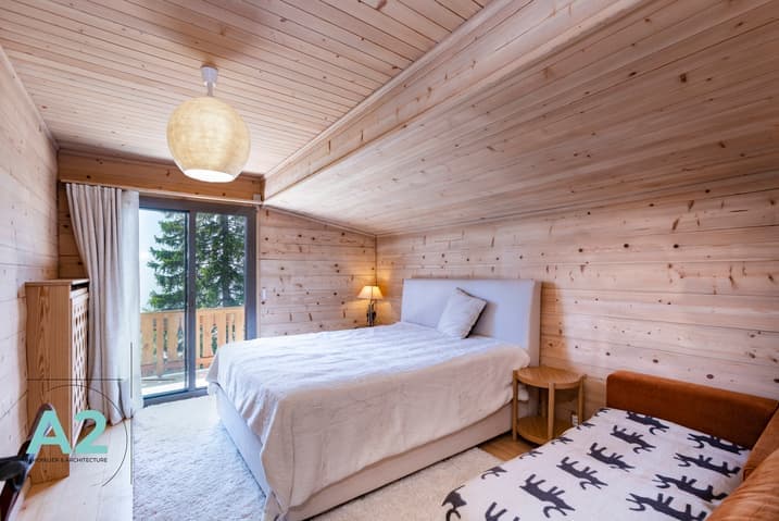 1813 – Maison 8 pièces – 240m²