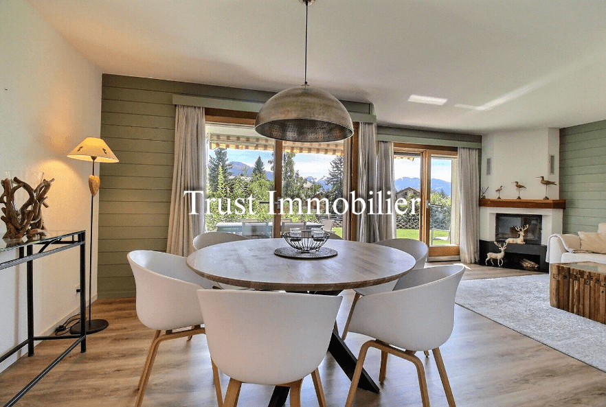 2192 -Appartement 4.5 pièces – 1560000 CHF – 120 m²