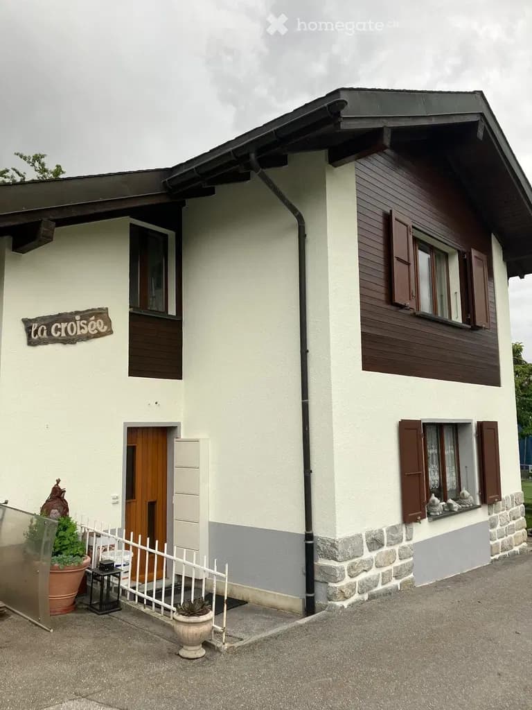 1890 – Appartement – 2.5pièces – 1350CHF
