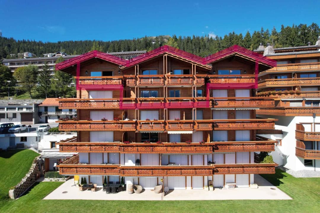 2269 – Maison 10.5 pièces – 519 m²