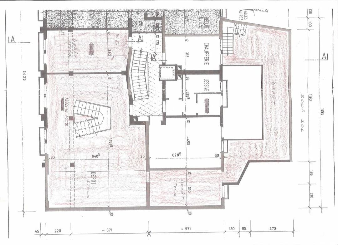 2285 – Commerce – 300m²