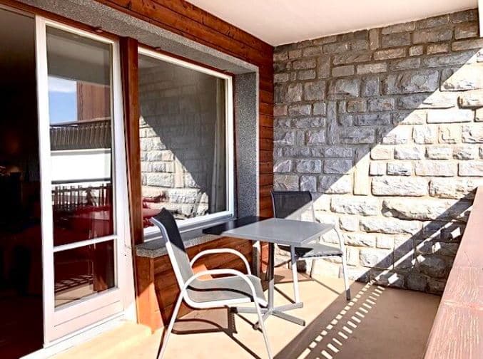 1857 – Appartement 3 pièces- 1750CHF – 120m²