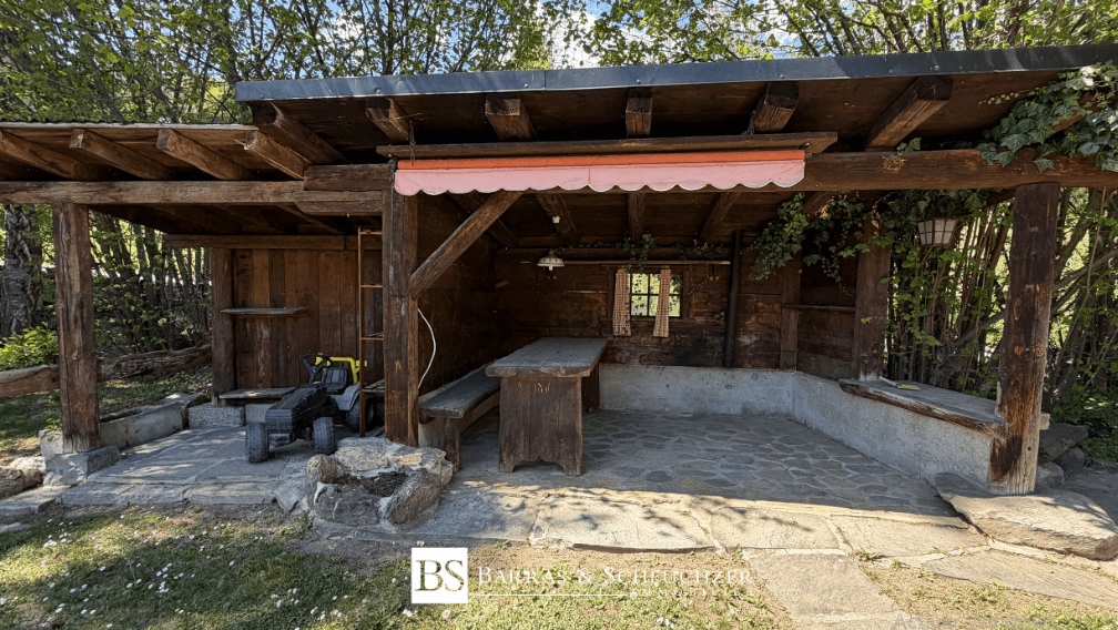 2268 – Maison 11 pièces – 1480000 CHF – 237 m²