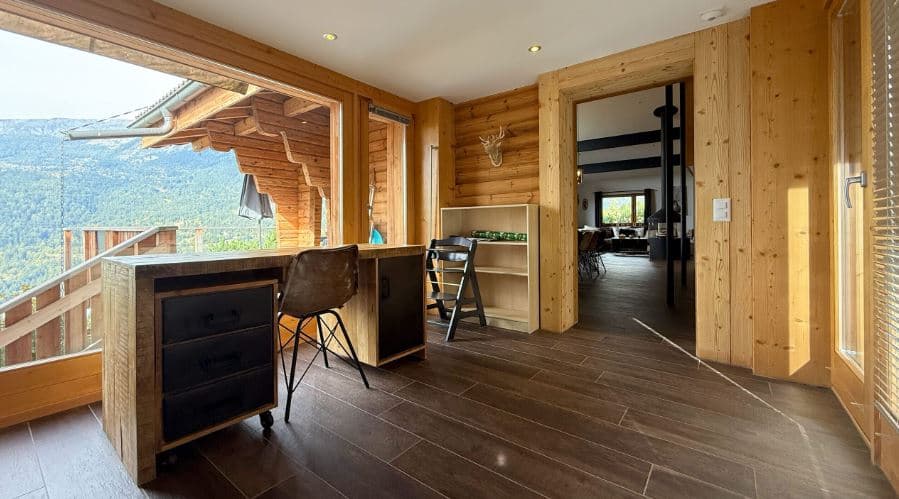 1855 – Chalet 7 pièces –  24000CHF – 300m²