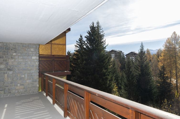 1883 – Appartement 4 pièces –  2450CHF
