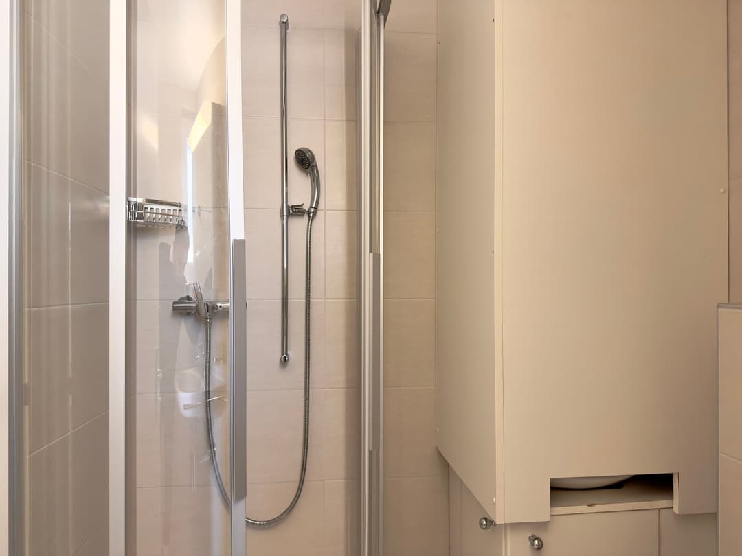 1902 – Appartement 5 pièces –  2450CHF