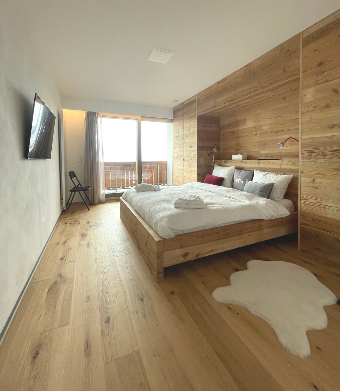 1929 – Appartement 4.5 pièces –  2898CHF – 122m²