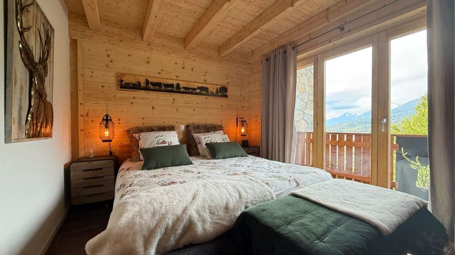 1855 – Chalet 7 pièces –  24000CHF – 300m²