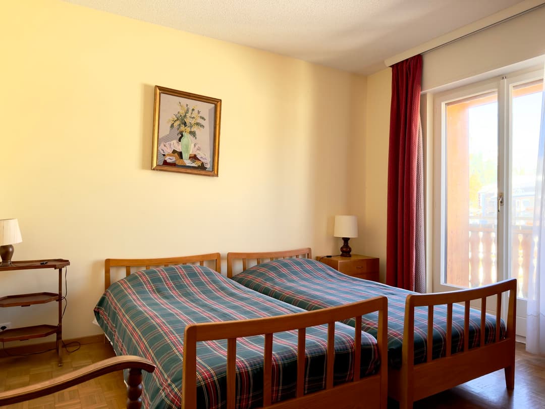 1902 – Appartement 5 pièces –  2450CHF